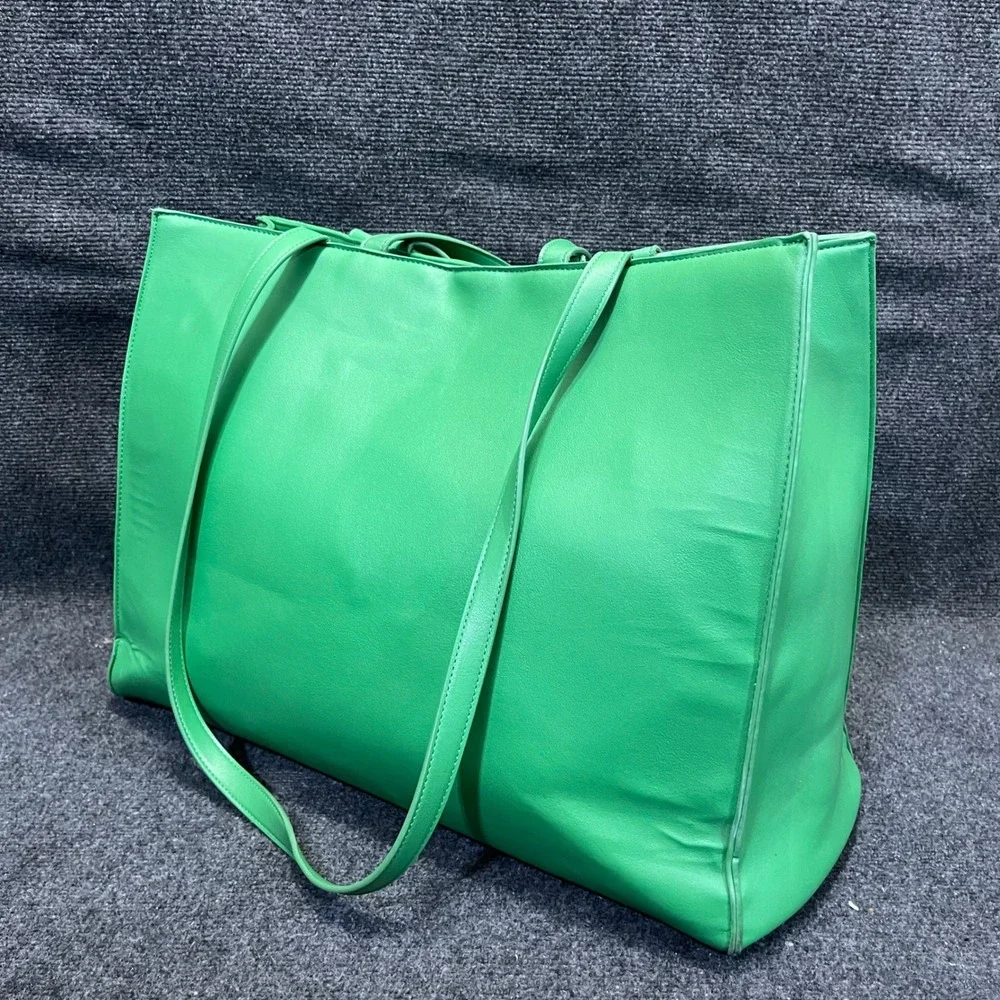 Alpha Kappa Alpha Sorority Inc Boule 2022 Green Ivy Leaf Tote Bag Travel Handbag